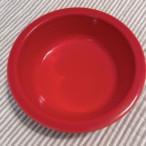 Fiestaware serving bowl, great condition, scarlet red